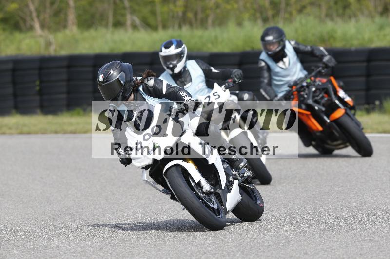 /Archiv-2025/07 19.04.2025 Speer Racing ADR/Instruktorentraining/25